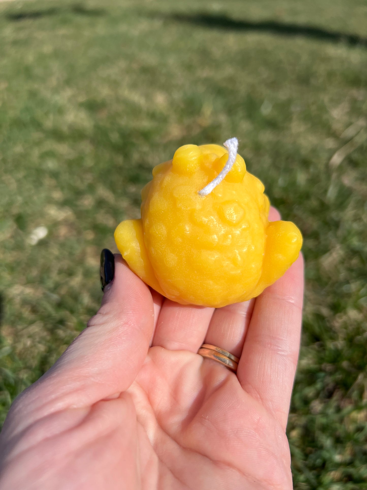 Yellow Strawberry Scented Toad Candle