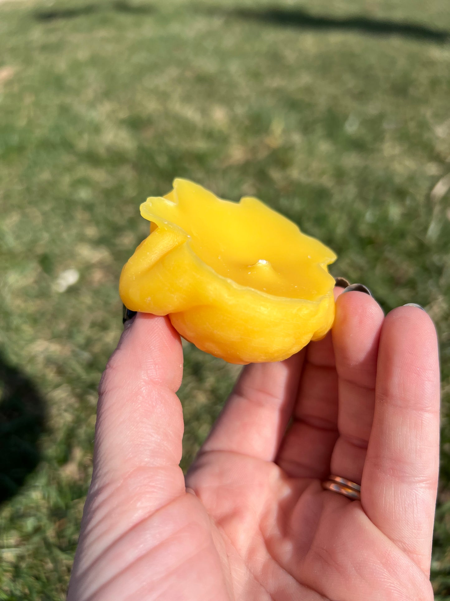 Yellow Strawberry Scented Toad Candle