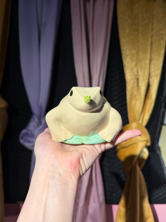 Zilch the Creepy Christmas Frog